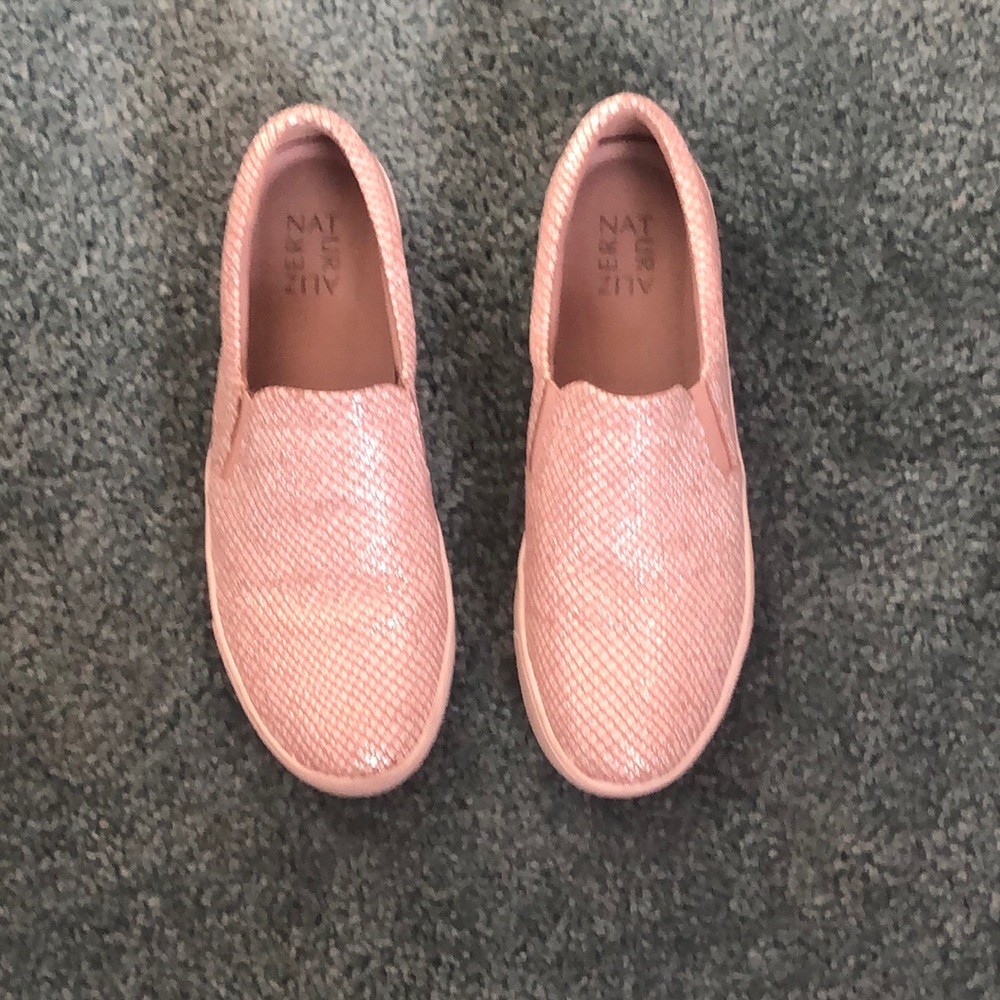 Slip on sneakers Naturalizer sz8.5